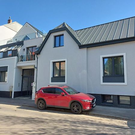 Mandarin Premium Apartments Târgu-Mureş Εξωτερικό φωτογραφία